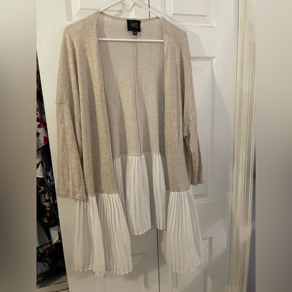 Babydoll Ruffle Hem Cardigan 2x in Tan